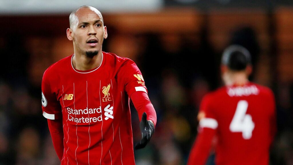 ตั้งเป้าสี่มงกุฎ